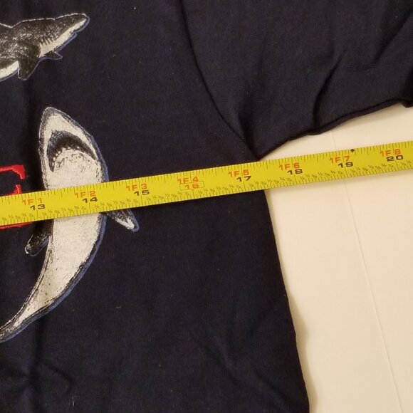 Bahamas Atlantis Paradise Island Yacht Club Blue "Bite me" Shark Jaws Tshirt S! - Picture 7 of 10